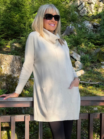 Beyond Soft Turtleneck With Pockets | T352