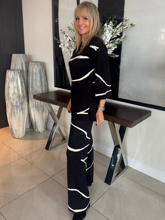 Pull-On Abstract Pant | PA225