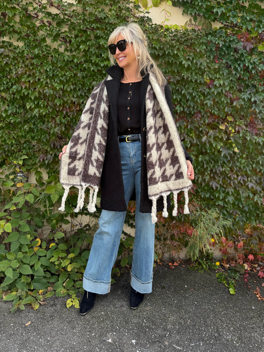 Cozy Houndstooth Blanket Scarf | SC208