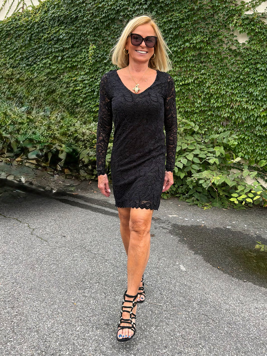 Wear 2 Ways Long Sleeve Velvet Lace Dress | D238