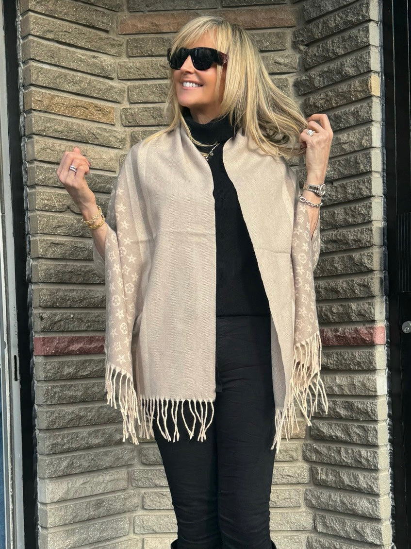 Luxury Scarf with Fringe | SC111