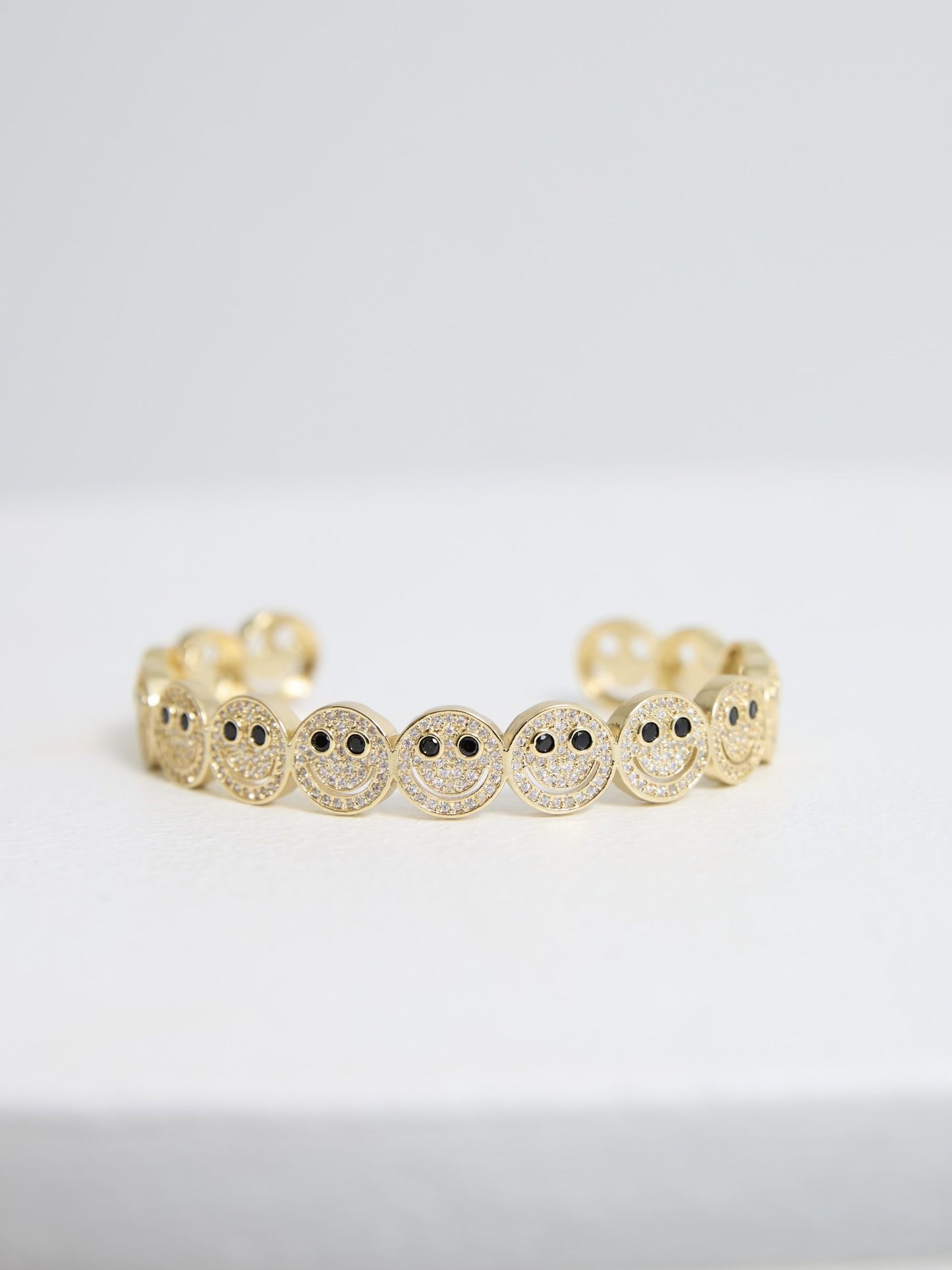 All Smiles Here Bracelet | BE160