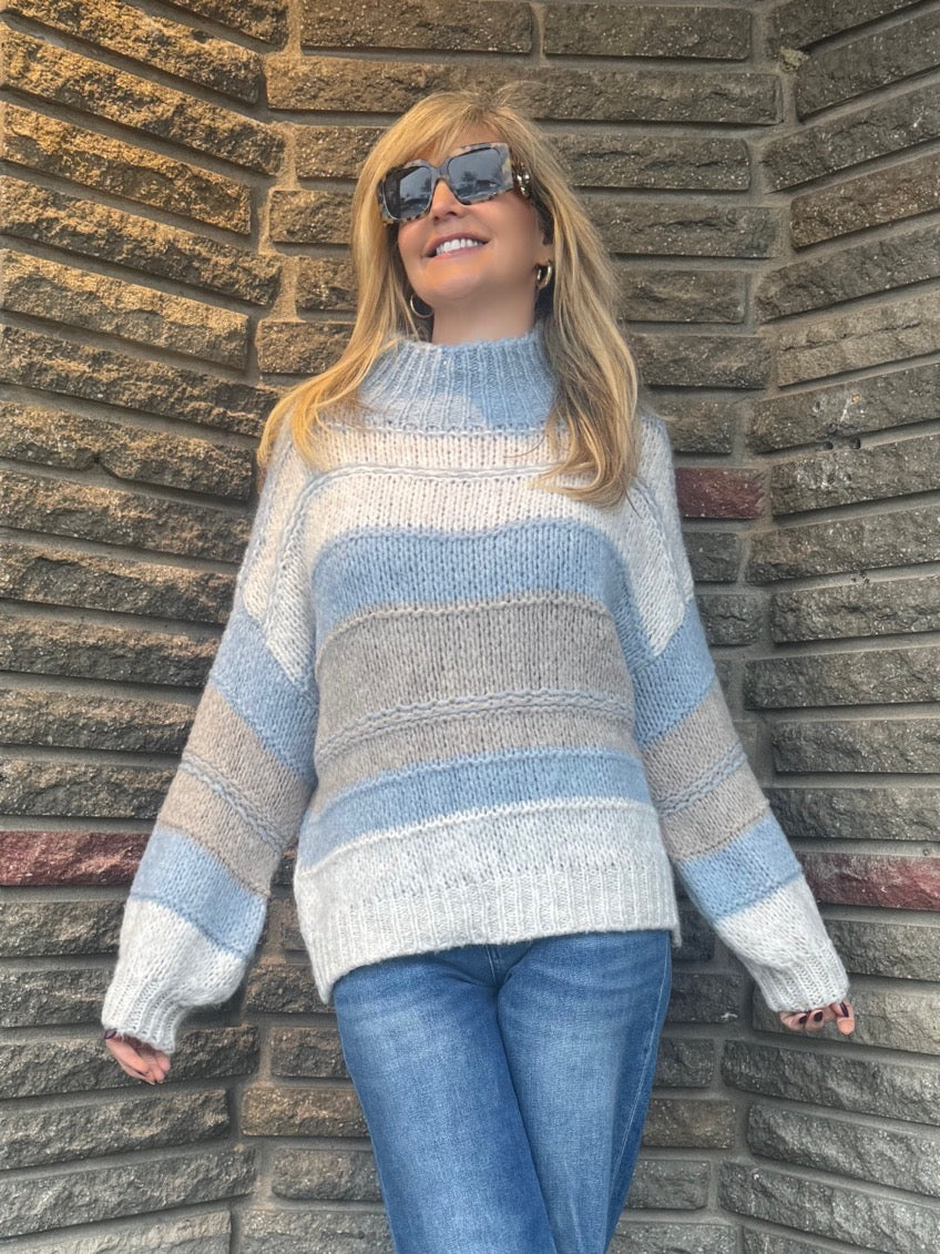 Fashionable Tricolor Sweater | T720