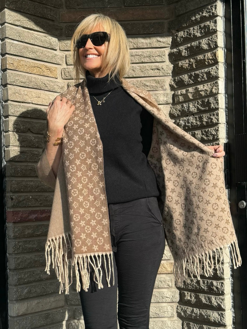 Luxury Scarf with Fringe | SC111