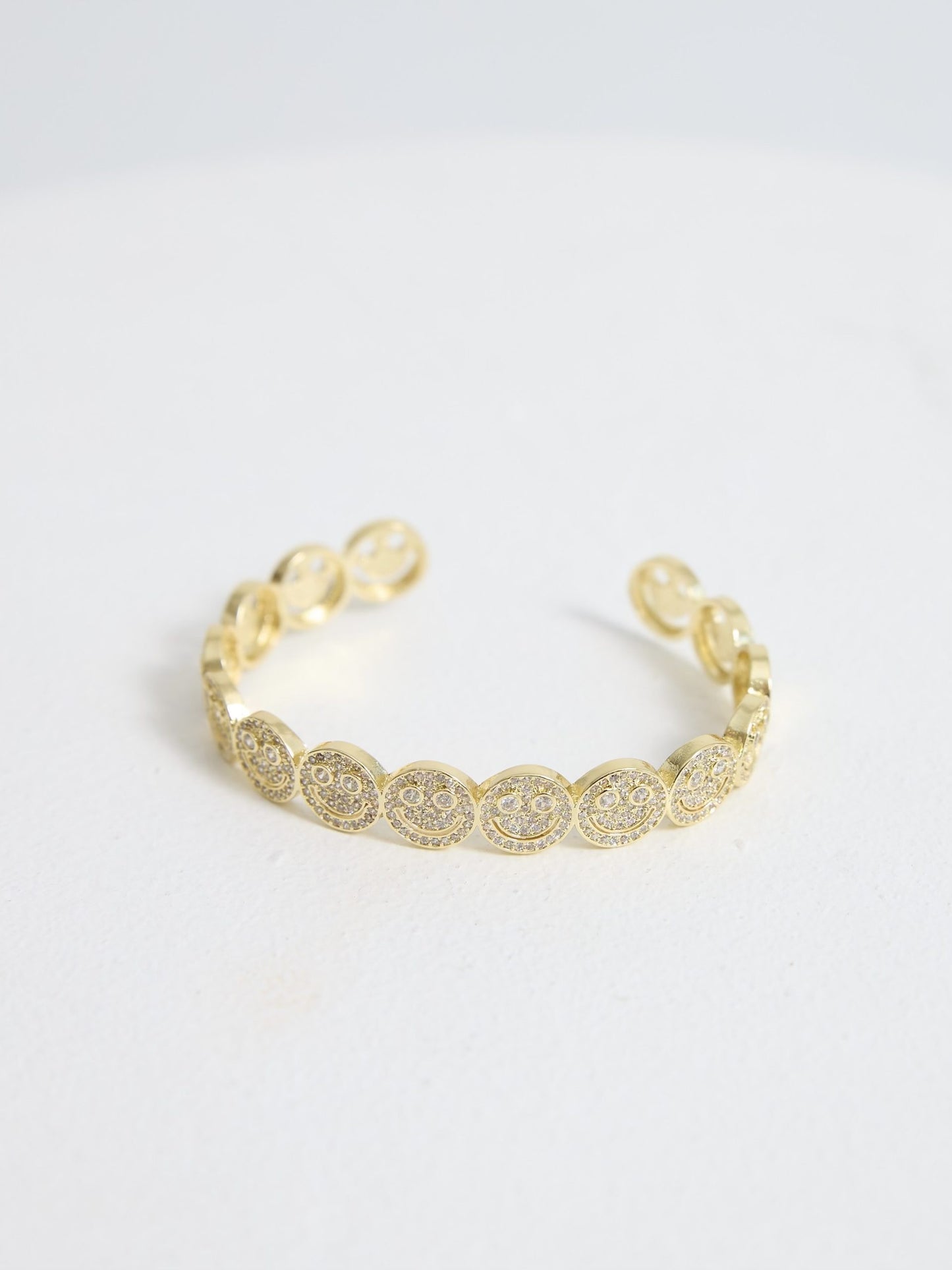 All Smiles Here Bracelet | BE160