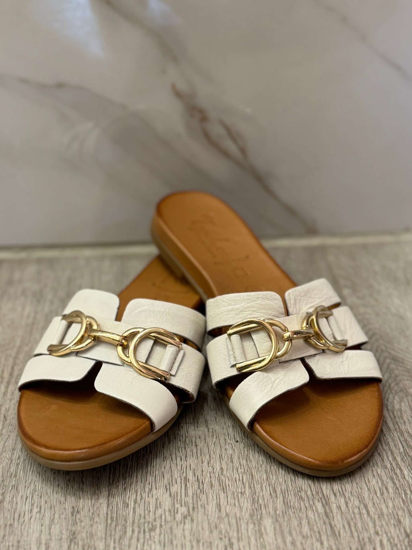 Eliza Sandal | SA620