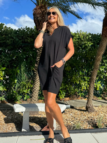 Textured Short Sleeve Shift Dress | D241