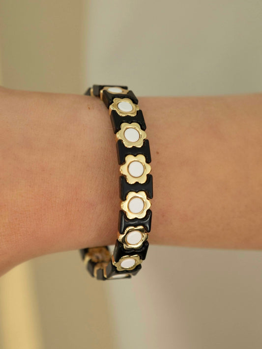 Belle Flower Power Bracelet | B105