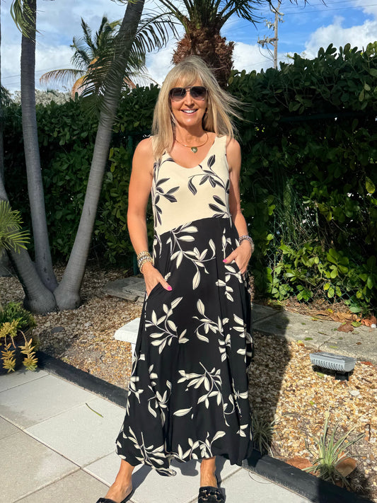 Ultra Soft Sleeveless Two-Tone Dress | D237