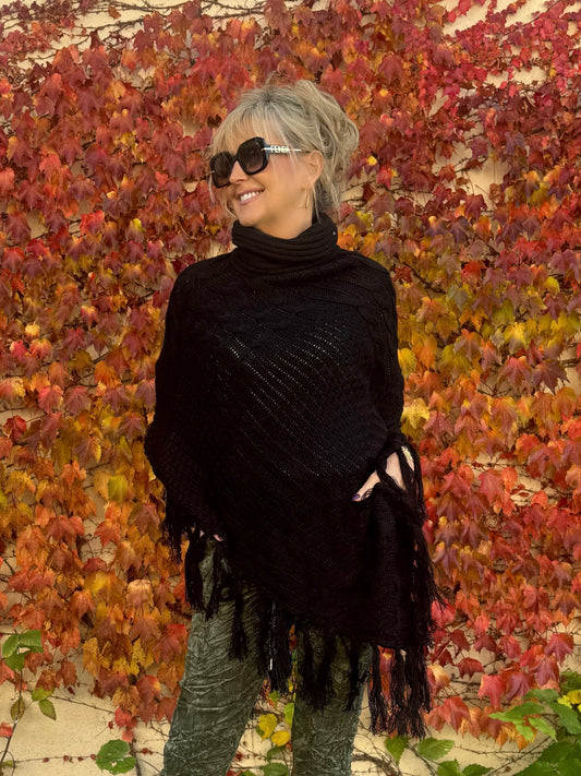 Cable Knit Poncho With Fringe | P203