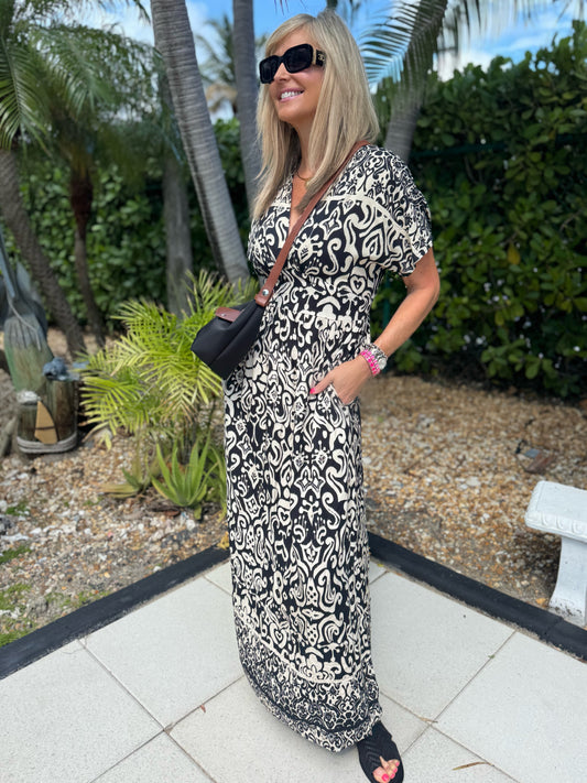Pretty In Print Flattering Maxi Dress | D234