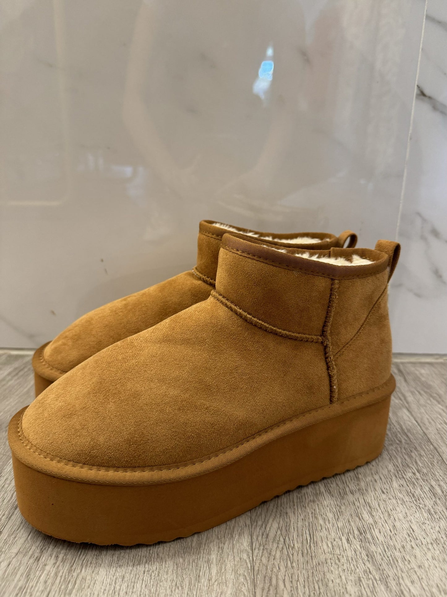 Bottes d'automne classiques à plateforme | BT17