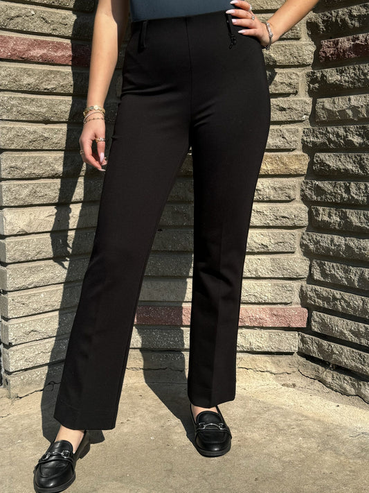 Pantalon droit en tricot à enfiler | R699