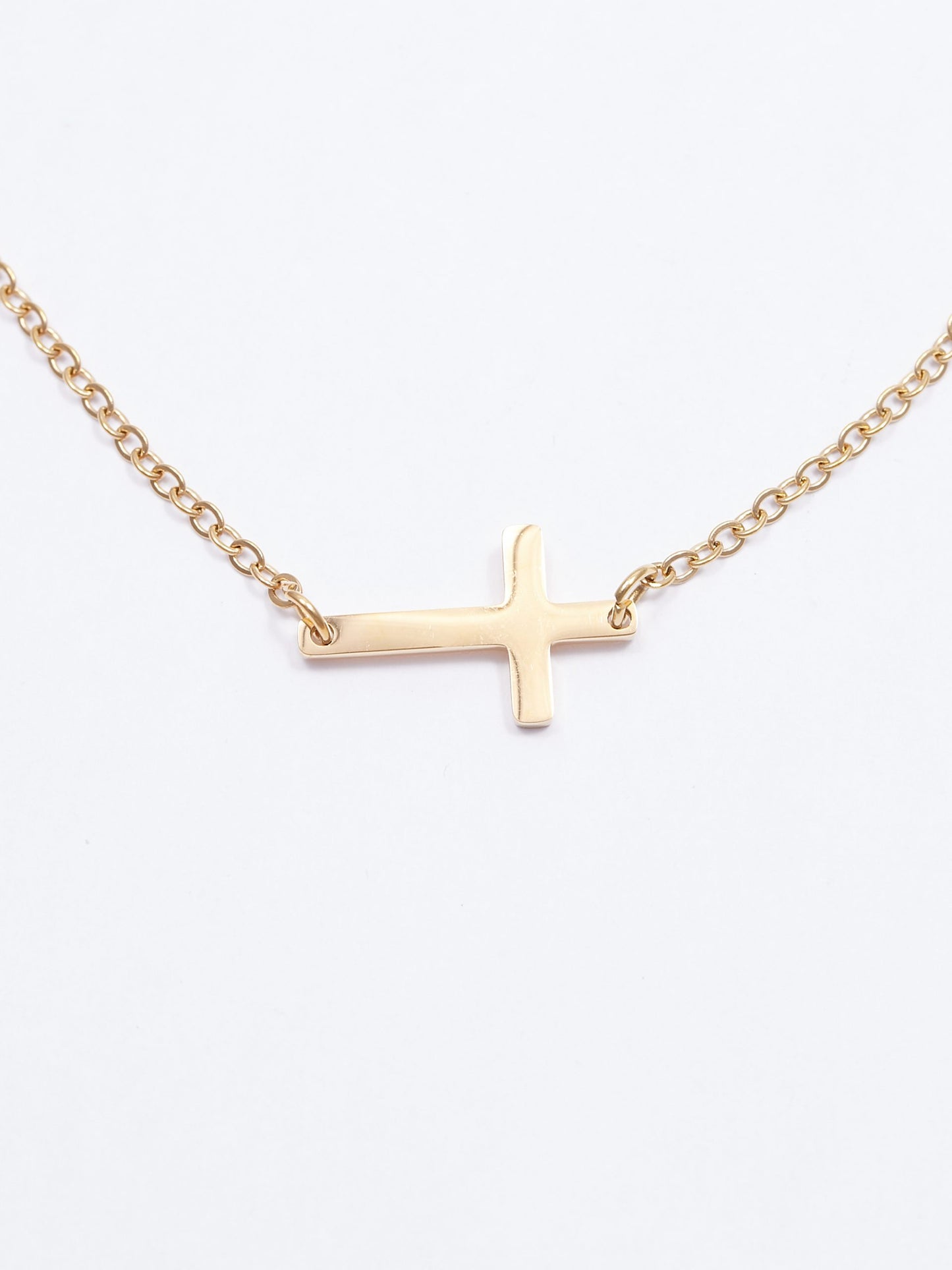 Collier délicat avec croix | BE127