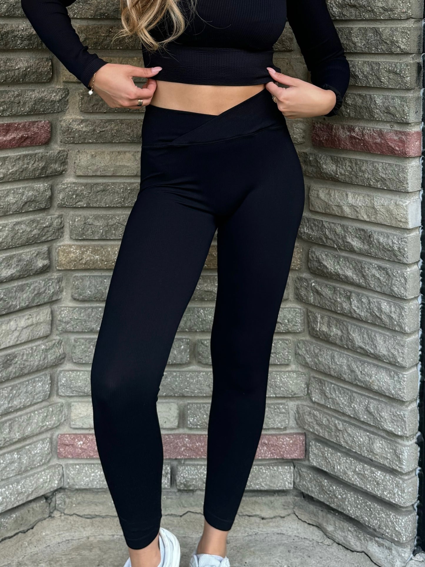 Essential Ribbed Crossover Leggings | PA634