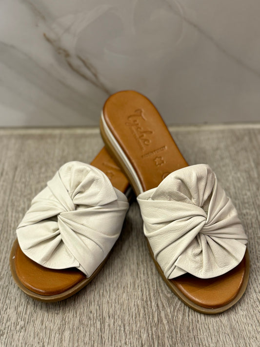 Resort Vibes Sandal | SA619