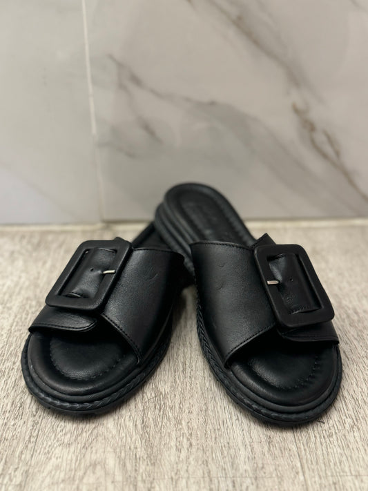 Everyday Fashionable Buckle Sandal | SA622